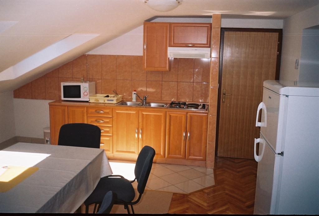Apartments Lalic Vodice Quarto foto